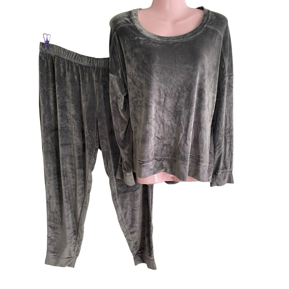 Nicole Miller Lounge Pajama Set Women's Medium Gray Velour Super Soft 2 Piece